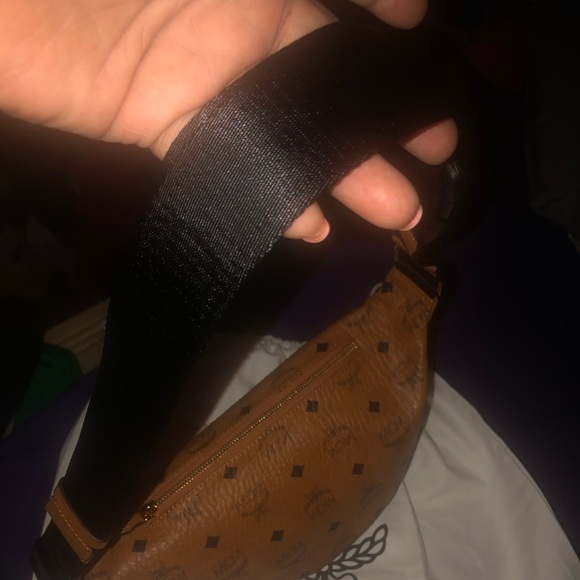 MCM Fanny Pack - Picture 2 of 6